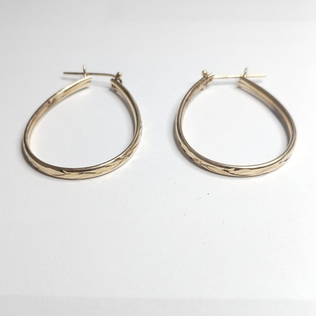 ARRACADAS PAR ORO 8 K 4.8 GRMS (SEMINUEVO)