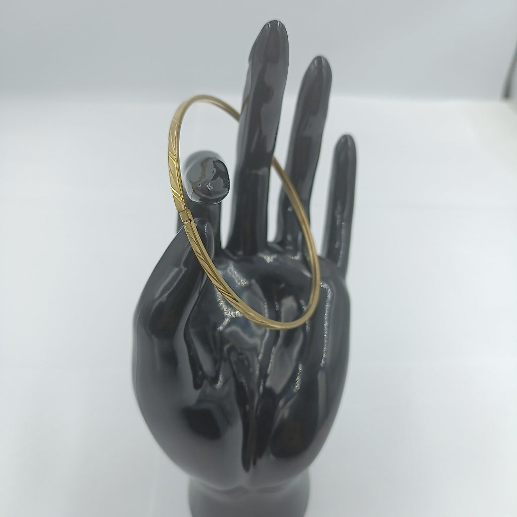 PULSERA RIGIDA ORO 10 K 3.6 GRMS (SEMINUEVO)