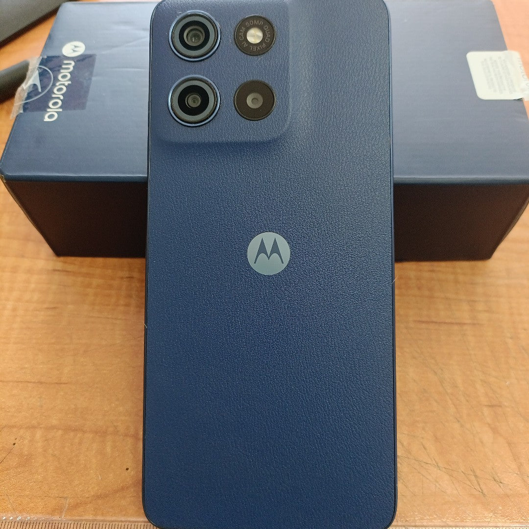 CELULAR MOTOROLA MOTO G15 XT2521-2 (2025) 512 GB 4 GB RAM (SEMINUEVO)