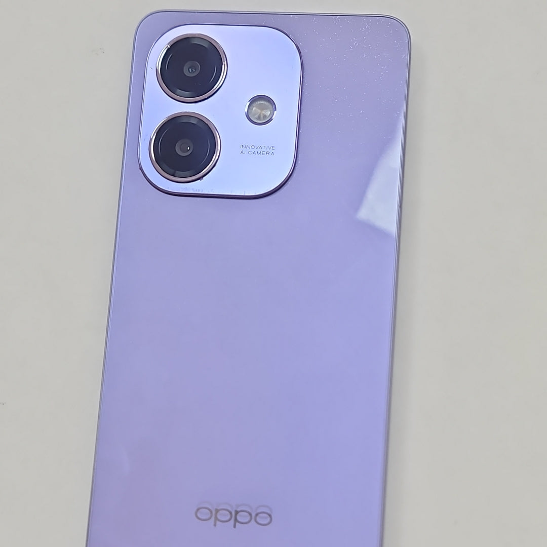 CELULAR OPPO A40 CPH2669 (2024) 256 GB 4 GB RAM (SEMINUEVO)