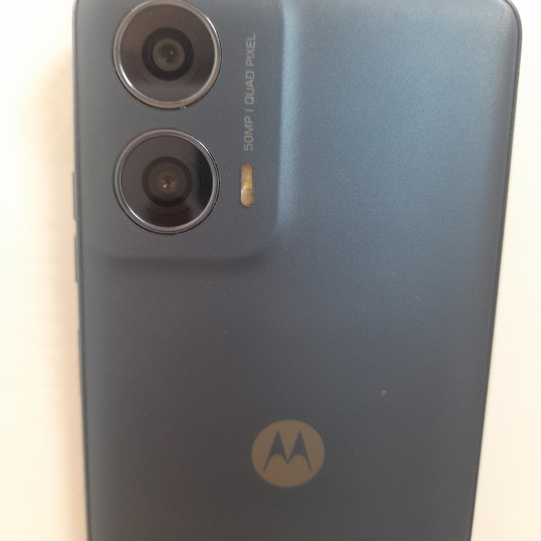 CELULAR MOTOROLA MOTO G24 POWER XT2425-1 (2024) 256 GB 8 GB RAM (SEMINUEVO)