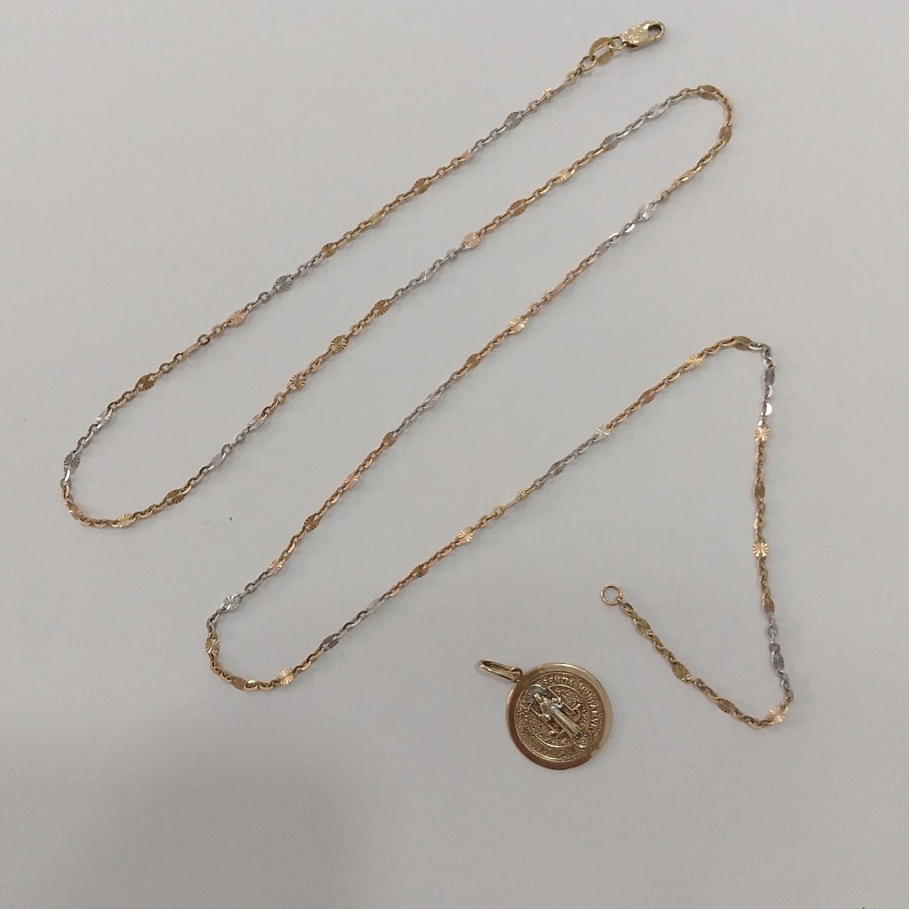 CADENA, DIJE ORO 8 K 5.6 GRMS (SEMINUEVO)
