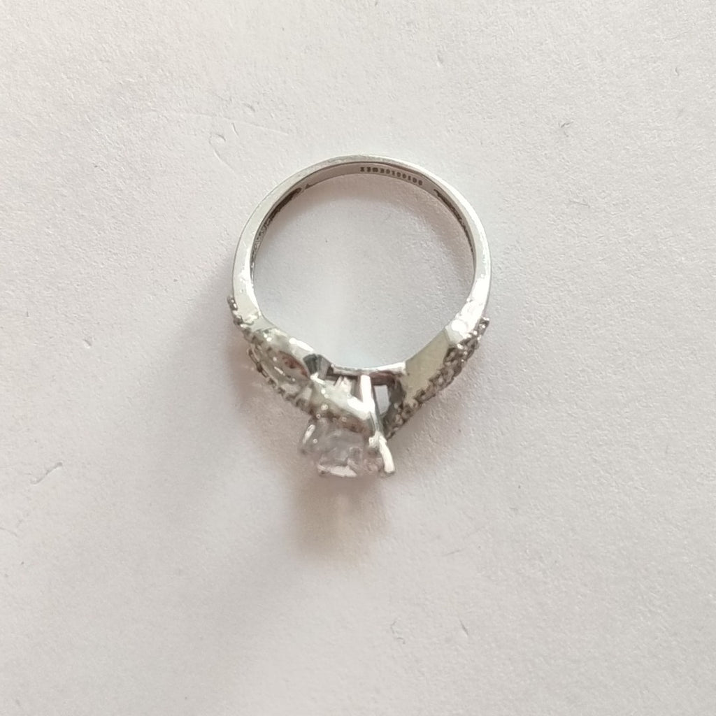 ANILLITO ORO BLANCO 10 K 2.8 GRMS (SEMINUEVO)