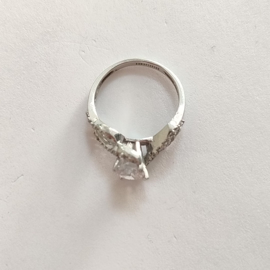 ANILLITO ORO BLANCO 10 K 2.8 GRMS (SEMINUEVO)