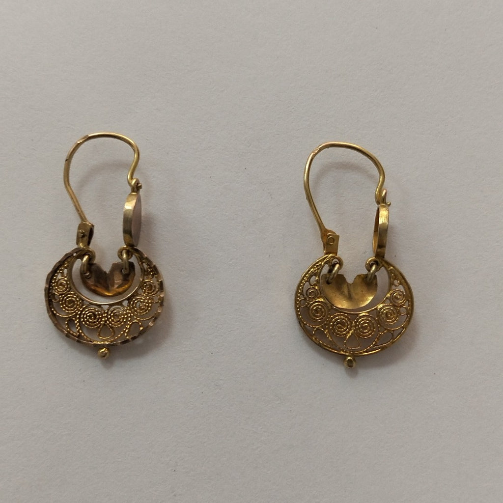 ARETES PAR ORO 8 K 2.8 GRMS (SEMINUEVO)