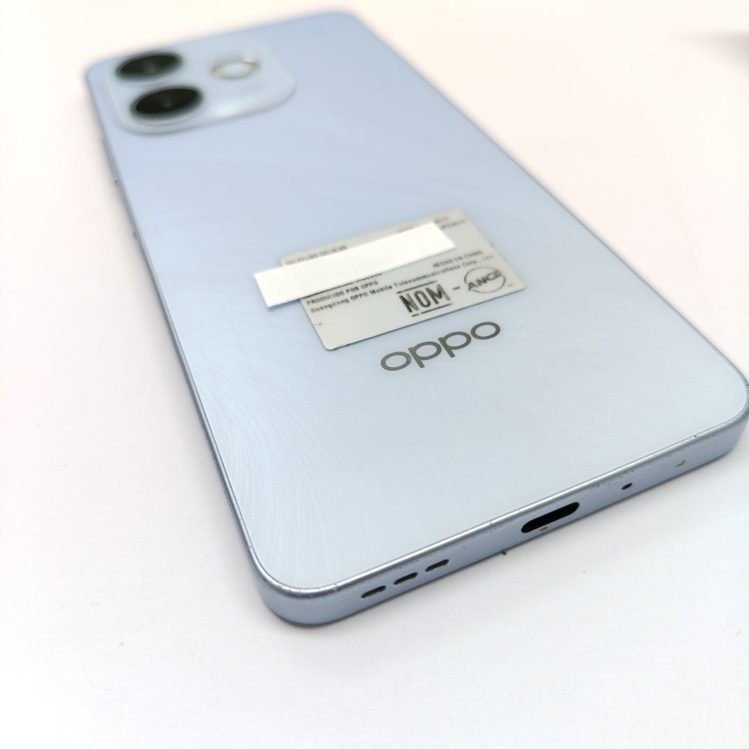 CELULAR OPPO A5 PRO CPH2711 (2025) 256 GB 8 GB RAM (SEMINUEVO)