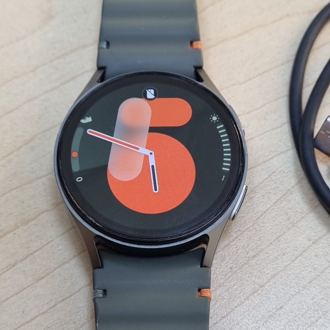 SMARTWATCH SAMSUNG GALAXY WATCH 7 SM-L300 40 MM BLUETOOTH (SEMINUEVO)