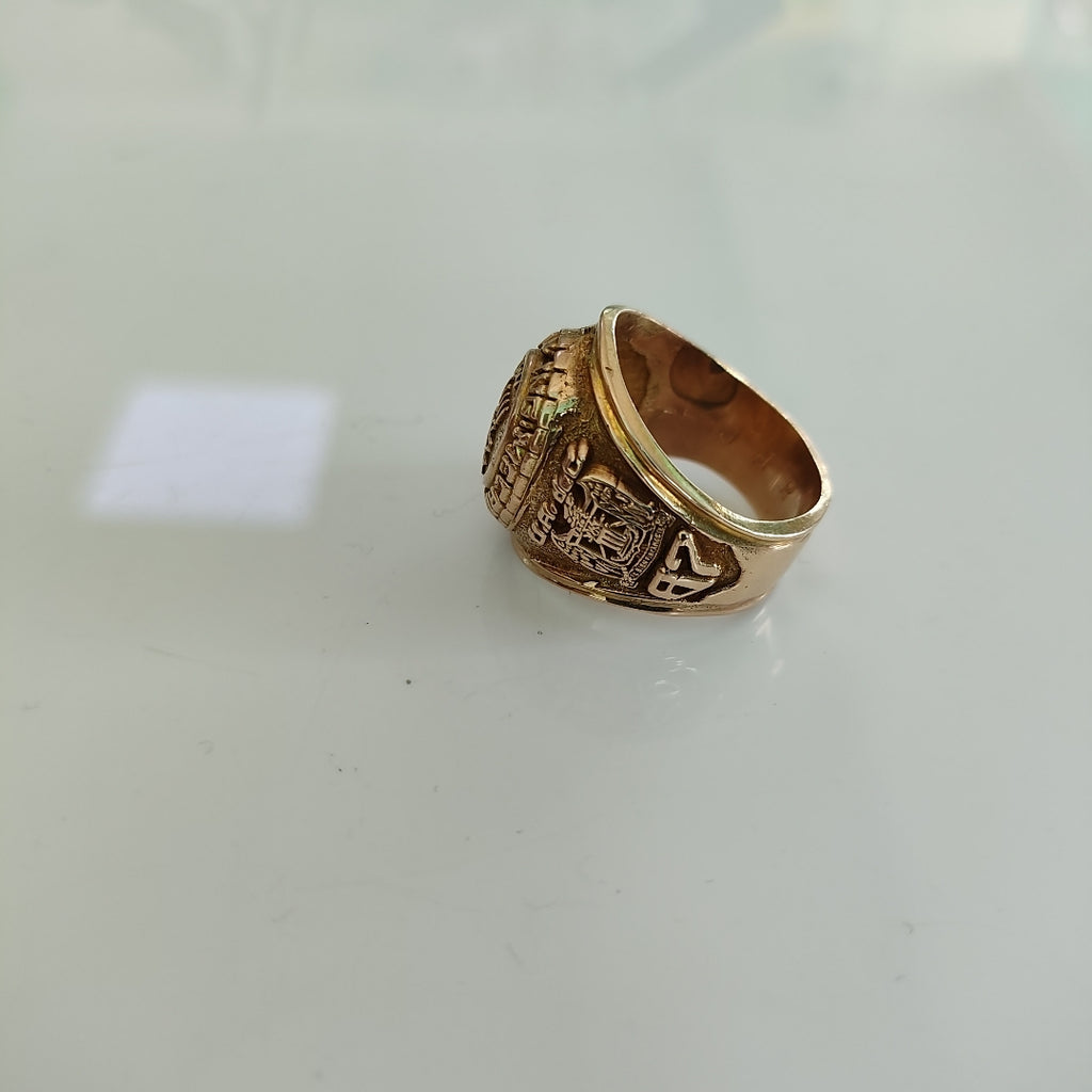 ANILLO DE GRADUACIÓN ORO 10 K 18.5 GRMS (SEMINUEVO)