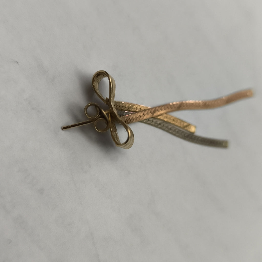 ARETES PAR ORO COMBINADO 14 K 3.4 GRMS (SEMINUEVO)