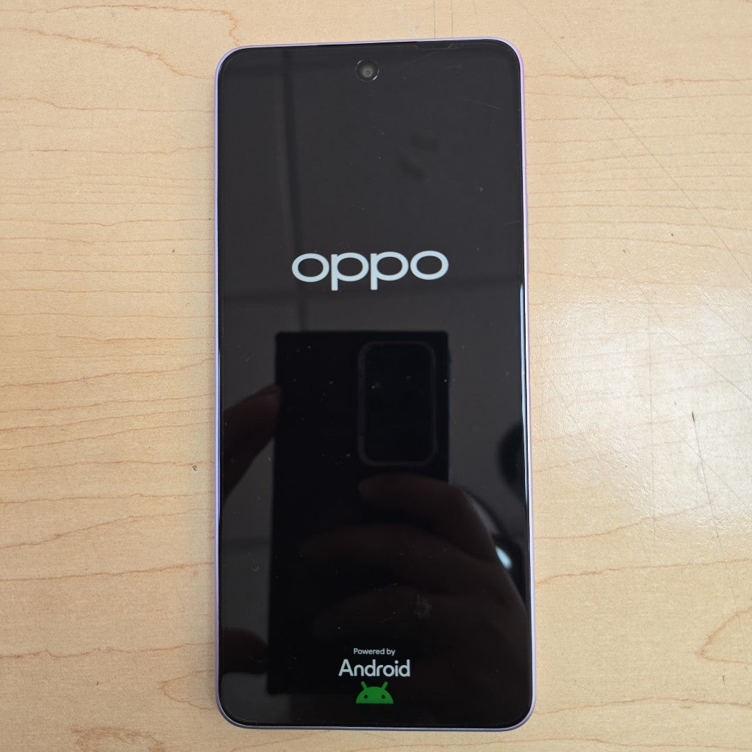 CELULAR OPPO A5 PRO 5G CPH2695 (2025) 256 GB 8 GB RAM (SEMINUEVO)