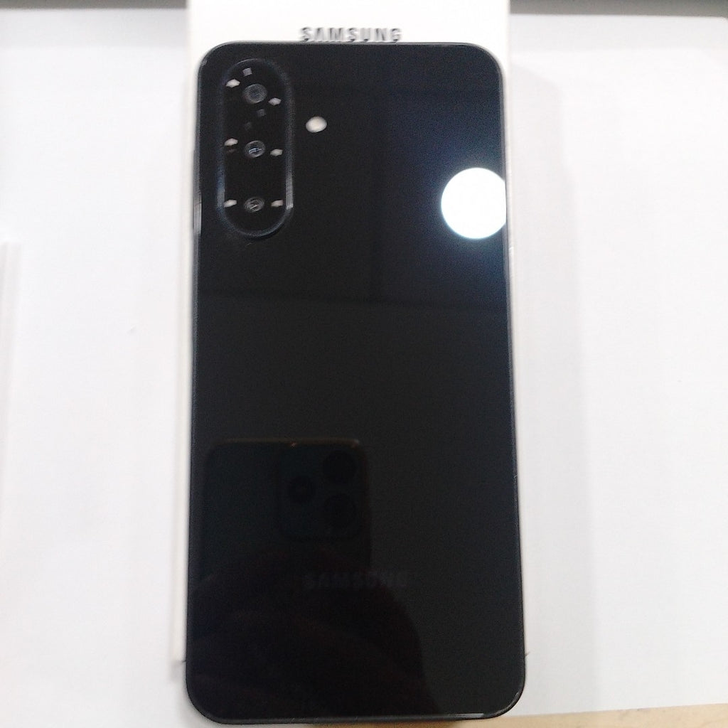 CELULAR SAMSUNG GALAXY A26 5G SM-A266M (2025) 128 GB 6 GB RAM (SEMINUEVO)