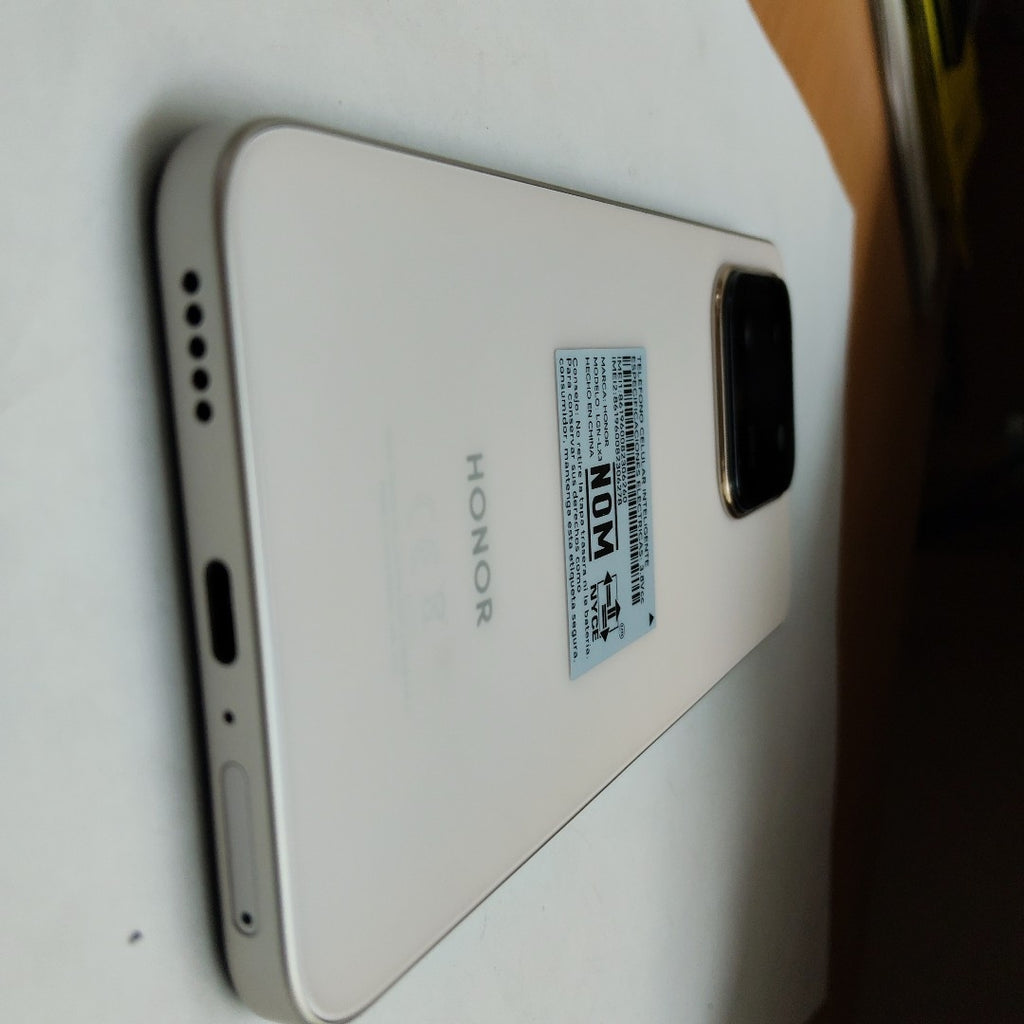 CELULAR HONOR X7D LGN-LX3 (2025) 256 GB 8 GB RAM (SEMINUEVO)