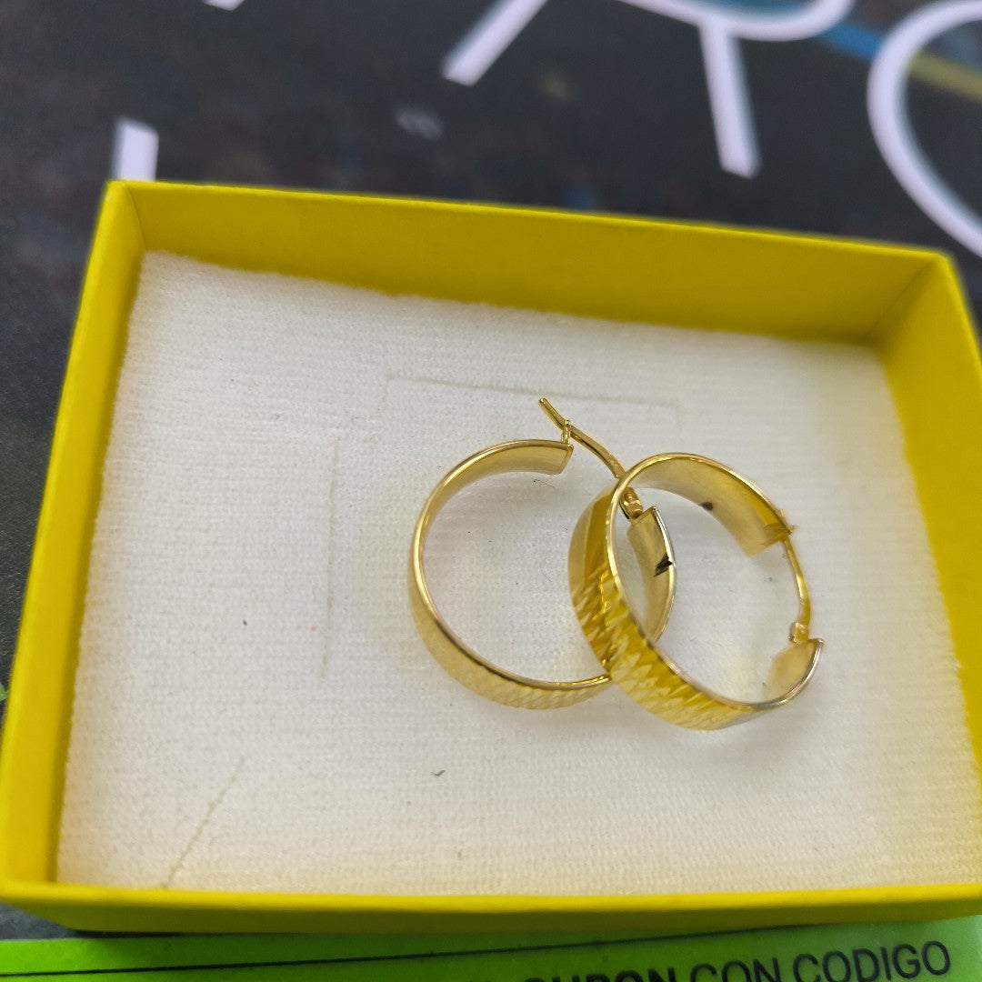 ARRACADAS PAR ORO 14 K 3.3 GRMS (SEMINUEVO)