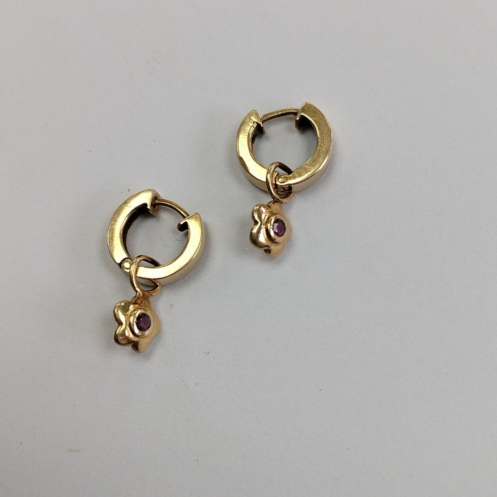 ARRACADAS PAR ORO 14 K 2.8 GRMS (SEMINUEVO)