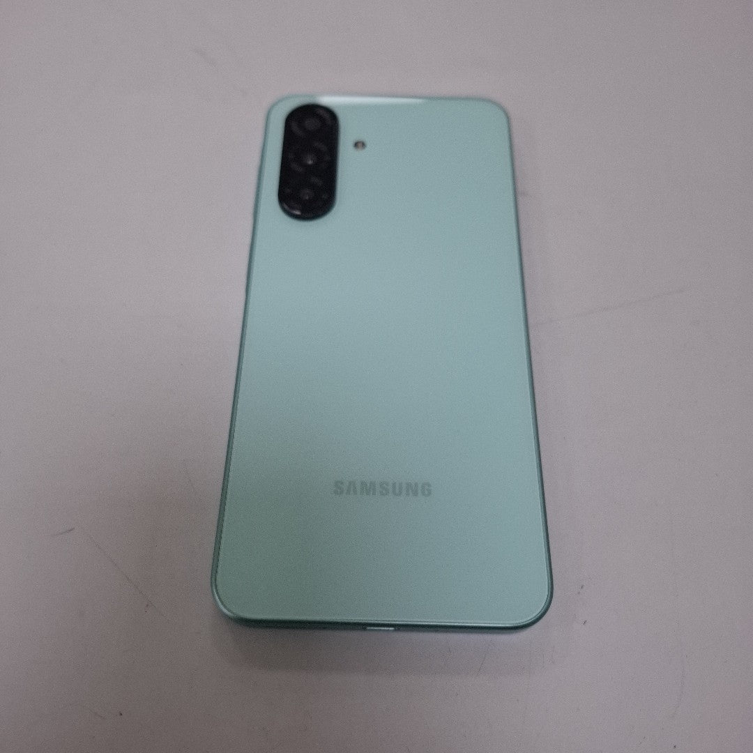 CELULAR SAMSUNG GALAXY A26 5G SM-A266M (2025) 128 GB 6 GB RAM (SEMINUEVO)