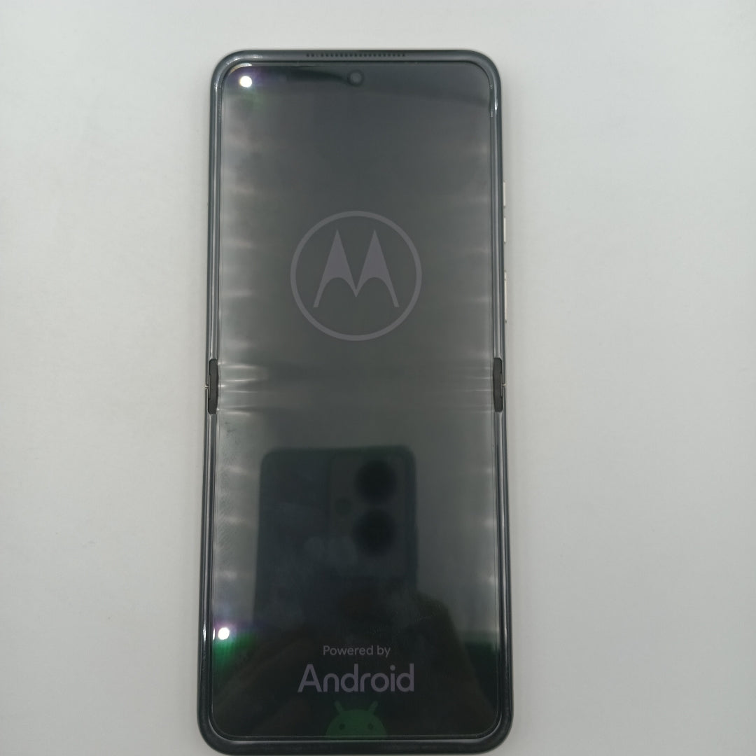 CELULAR MOTOROLA RAZR 50 5G XT2453-1 512 GB 12 GB RAM (SEMINUEVO)