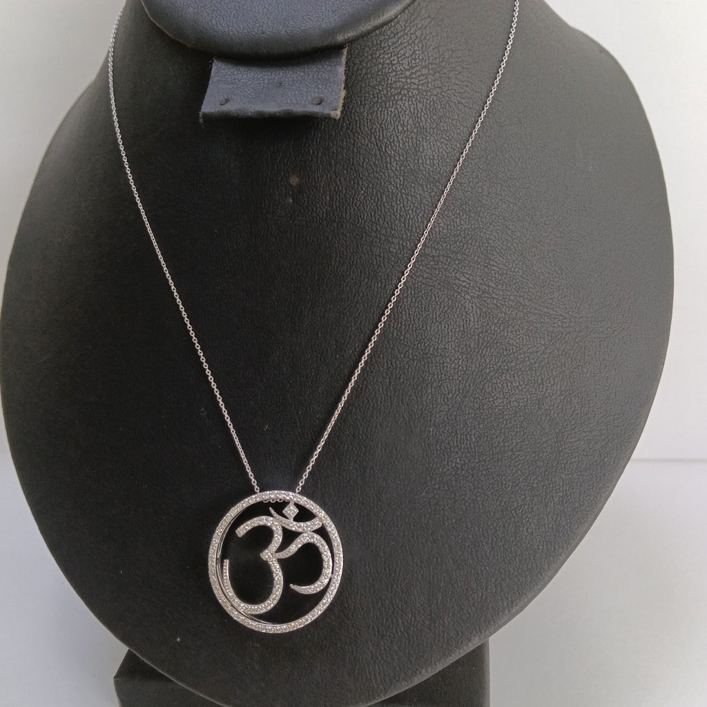 CADENA, DIJE ORO BLANCO 14 K 4.4 GRMS (SEMINUEVO)