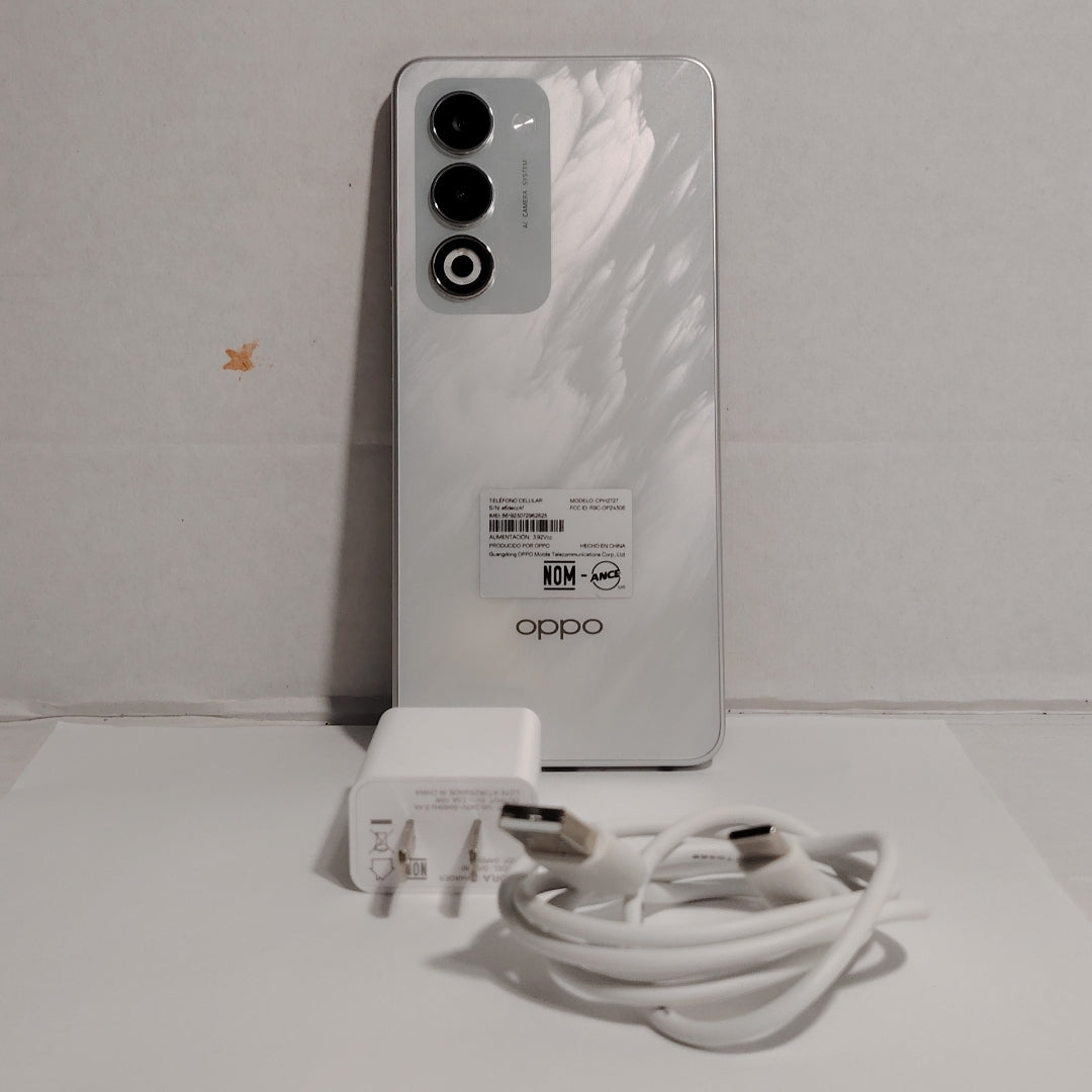 CELULAR OPPO A5 CPH2727 (2025) 256 GB 4 GB RAM (SEMINUEVO)