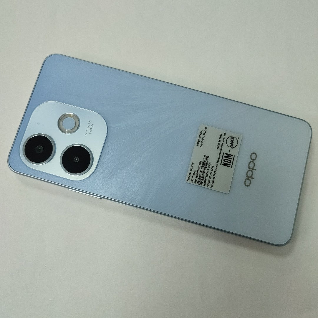 CELULAR OPPO A5 PRO CPH2711 (2025) 256 GB 8 GB RAM (SEMINUEVO)