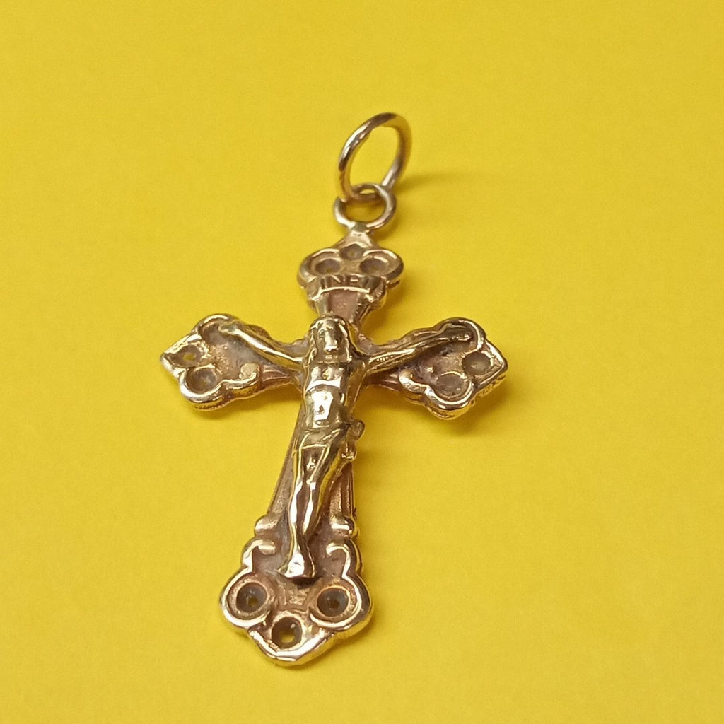 CRISTO, DIJE ORO 18 K 3.2 GRMS (SEMINUEVO)