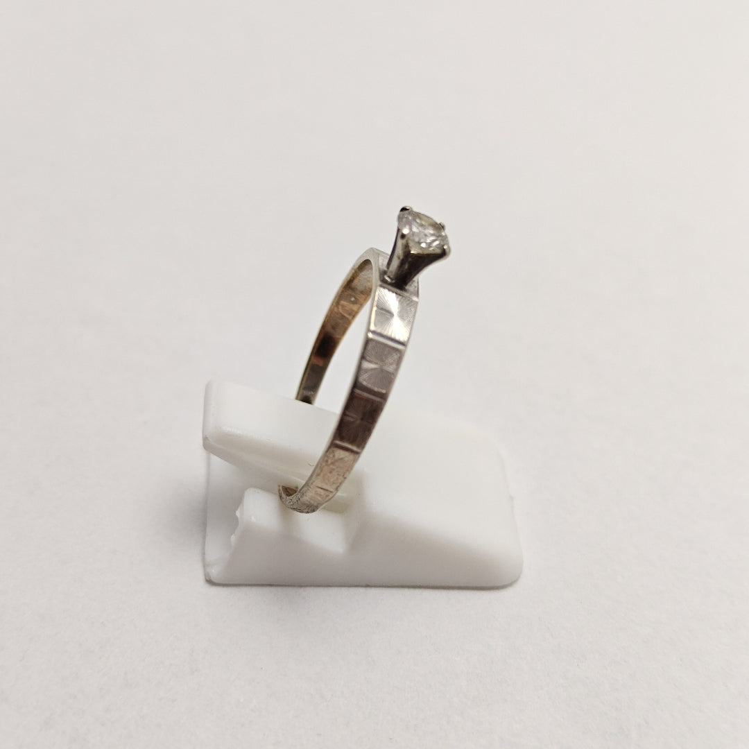 ANILLITO ORO BLANCO 14 K 1,80 GRMS (SEMINUEVO)