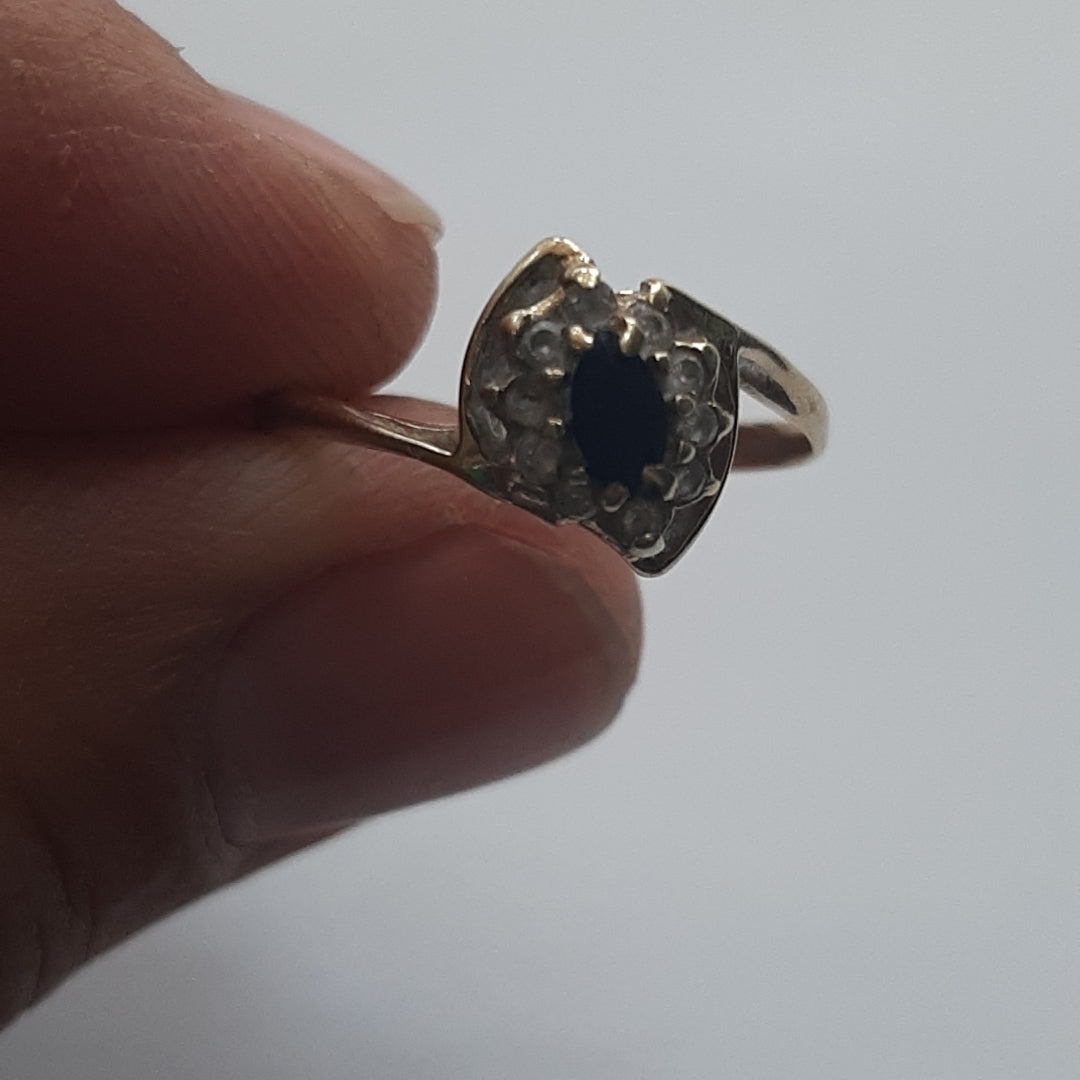 ANILLO ORO 10 K 1.4 GRMS (SEMINUEVO)