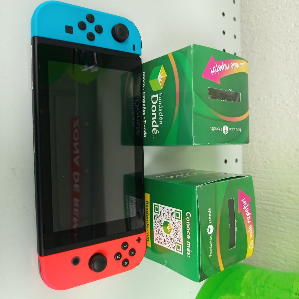CONSOLA DE VIDEOJUEGO NINTENDO SWITCH 1.1 32 GB (SEMINUEVO)