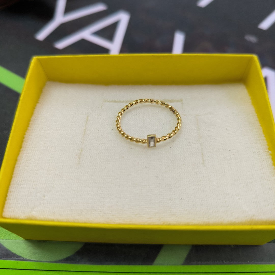 ANILLITO ORO 14 K 1.1 GRMS (SEMINUEVO)