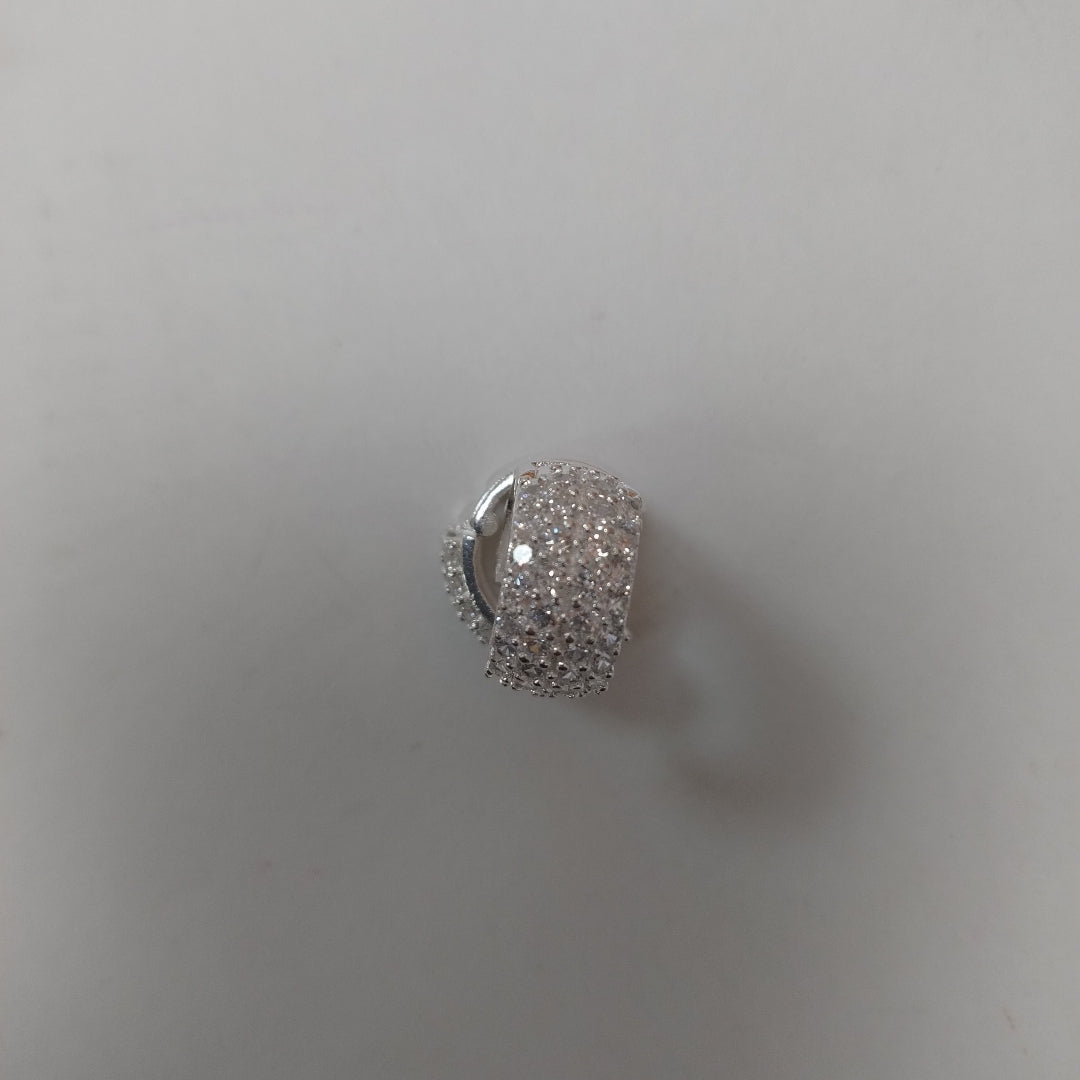 HUGGIES C/CIRCONIAS PLATA .925 5.5 GR (NUEVO)