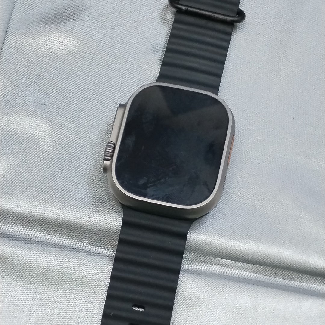 SMARTWATCH APPLE ULTRA TITANIO A2622 49 MM GPS + CELULAR (SEMINUEVO)