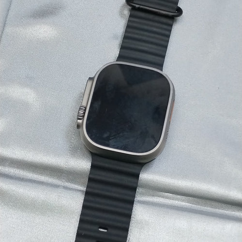 SMARTWATCH APPLE ULTRA TITANIO A2622 49 MM GPS + CELULAR (SEMINUEVO)