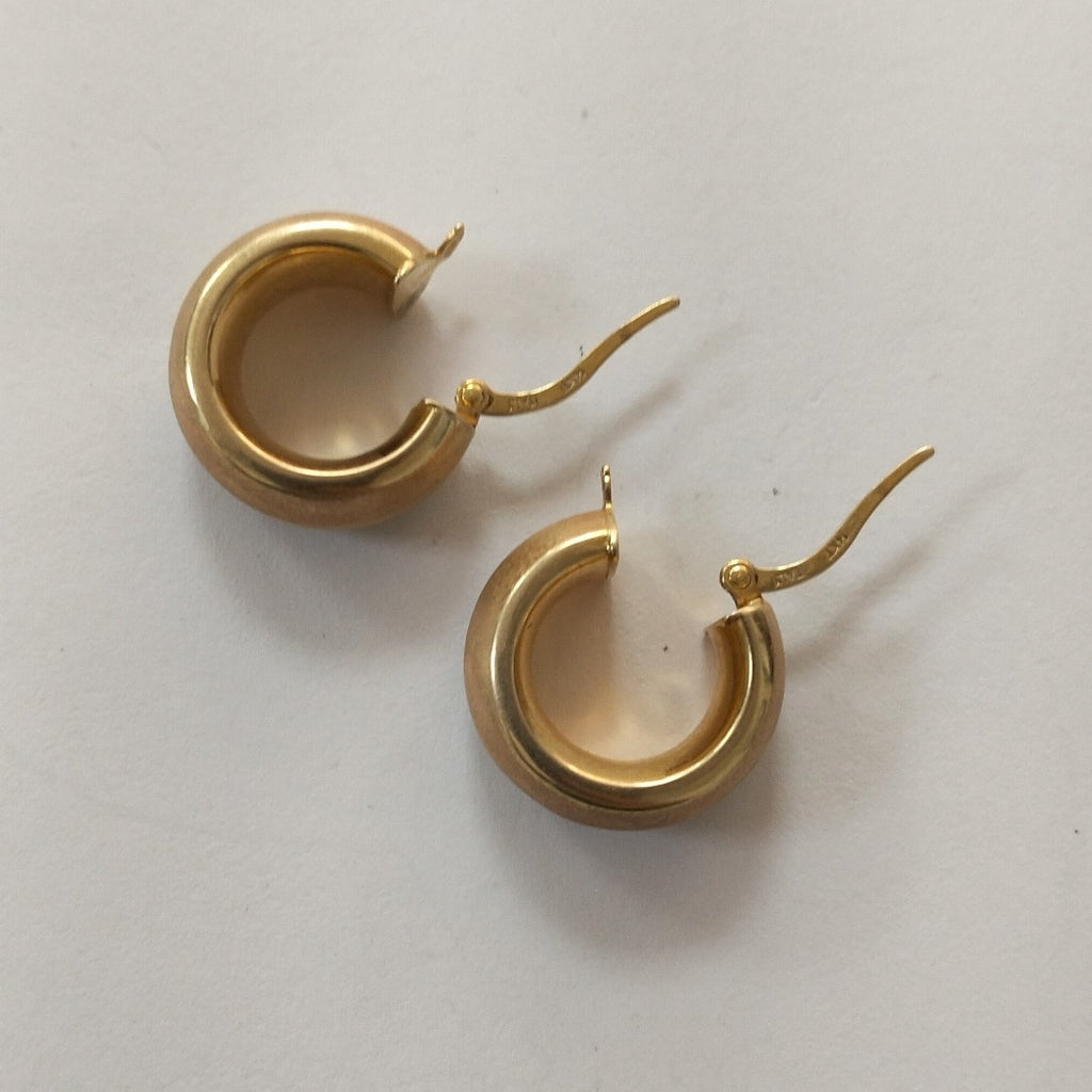 ARRACADAS PAR ORO, ORO COMBINADO 14 K 4 GRMS (SEMINUEVO)