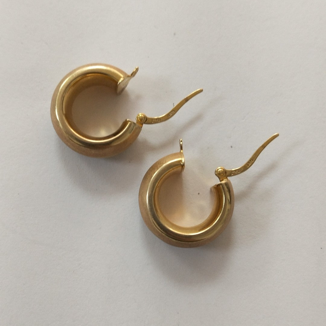 ARRACADAS PAR ORO, ORO COMBINADO 14 K 4 GRMS (SEMINUEVO)