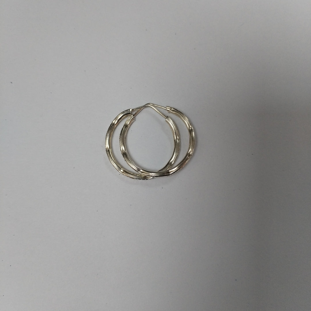 PAR ARRACADAS LABRADAS PLATA .925 2.5 GR (NUEVO)