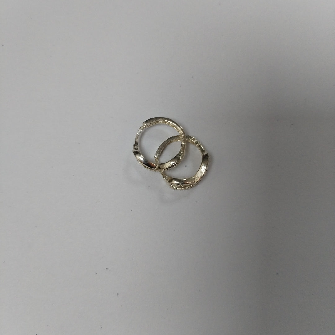 HUGGIES INFINITO CIRCONIAS PLATA .925 2.4 GR (NUEVO)