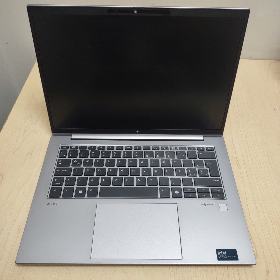 LAPTOP HP ZBOOK FIREFLY G11 (2025) 1 TB SSD 16 GB RAM (SEMINUEVO)