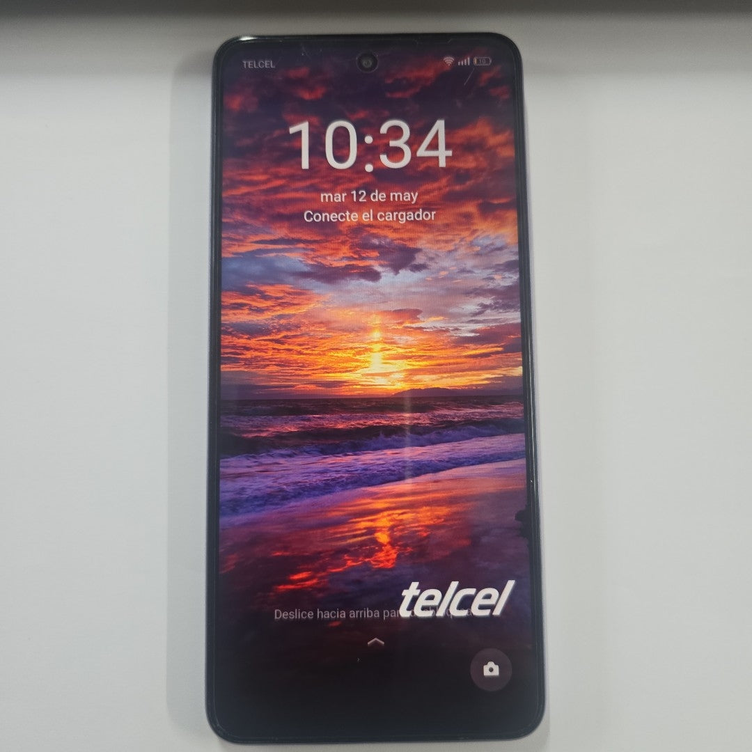 CELULAR OPPO A40 CPH2669 (2024) 256 GB 4 GB RAM (SEMINUEVO)