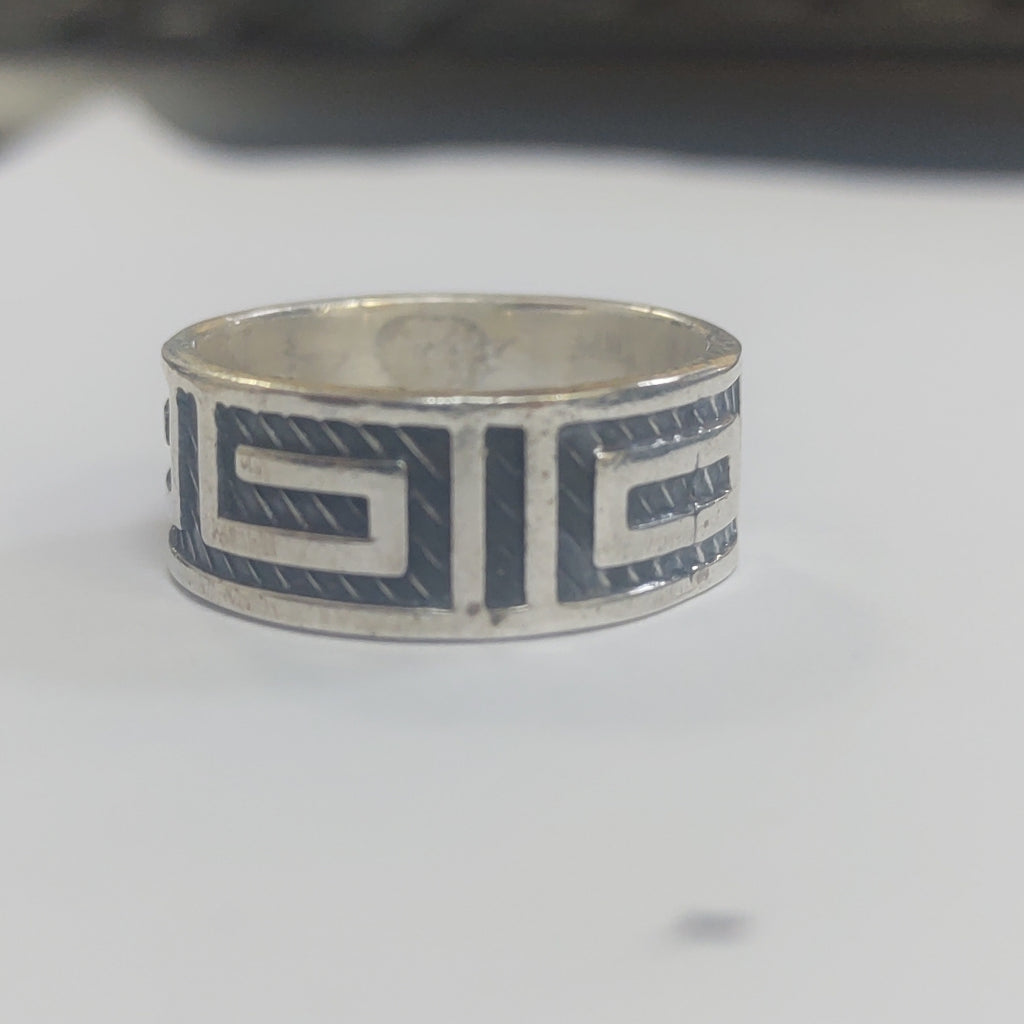 ANILLITO PLATA 8.9 GRMS (SEMINUEVO)