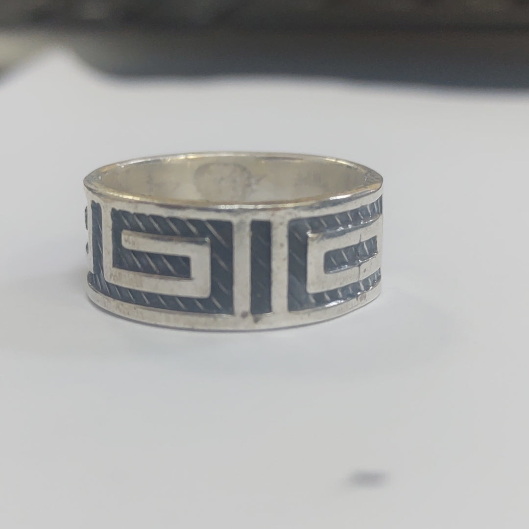 ANILLITO PLATA 8.9 GRMS (SEMINUEVO)