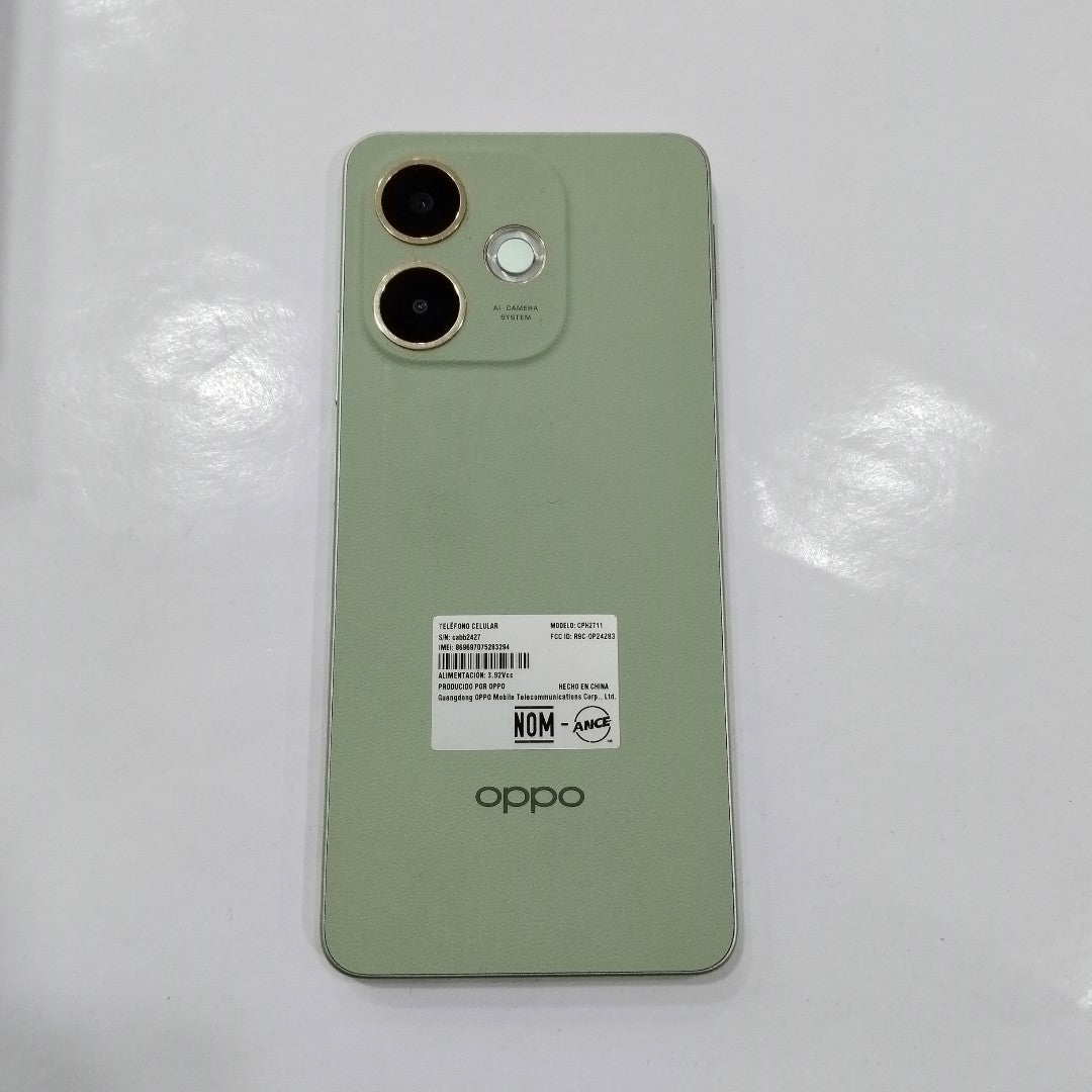 CELULAR OPPO A5 PRO CPH2711 (2025) 256 GB 8 GB RAM (SEMINUEVO)