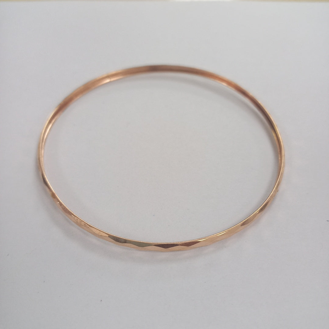 PULSERA RIGIDA ORO 10 K 3.7 GRMS (SEMINUEVO)