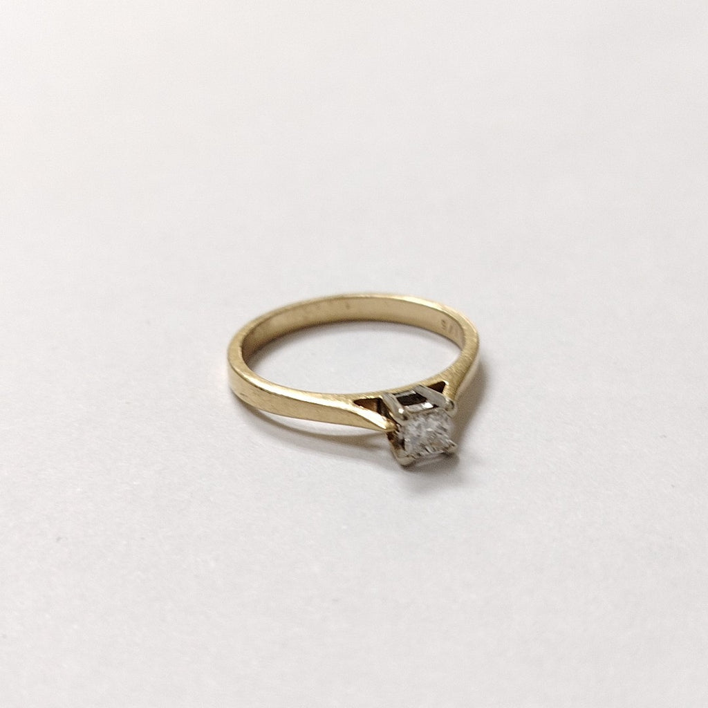 ANILLO ORO 14 K 2.6 GRMS (SEMINUEVO)