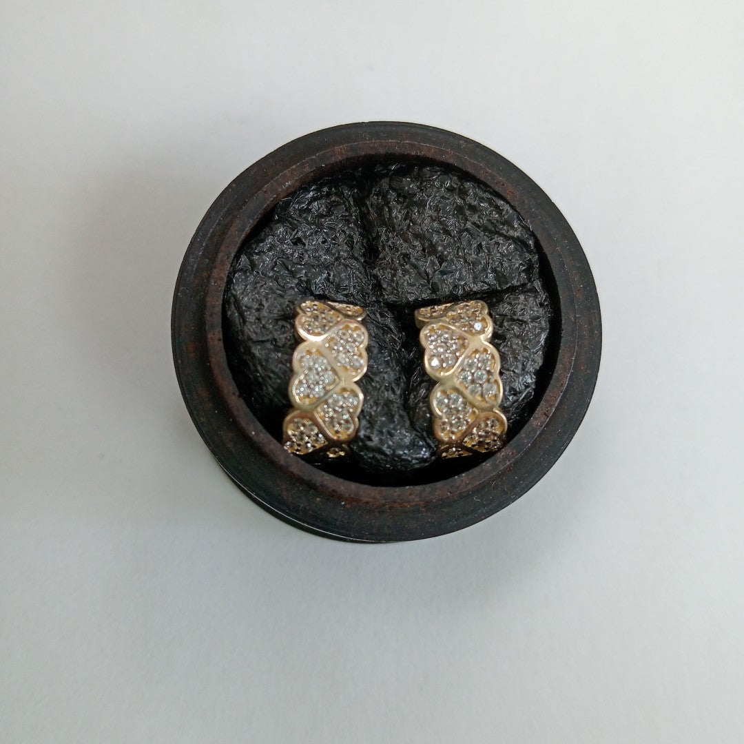 HUGGIES ORO 14K 2.7 (NUEVO)