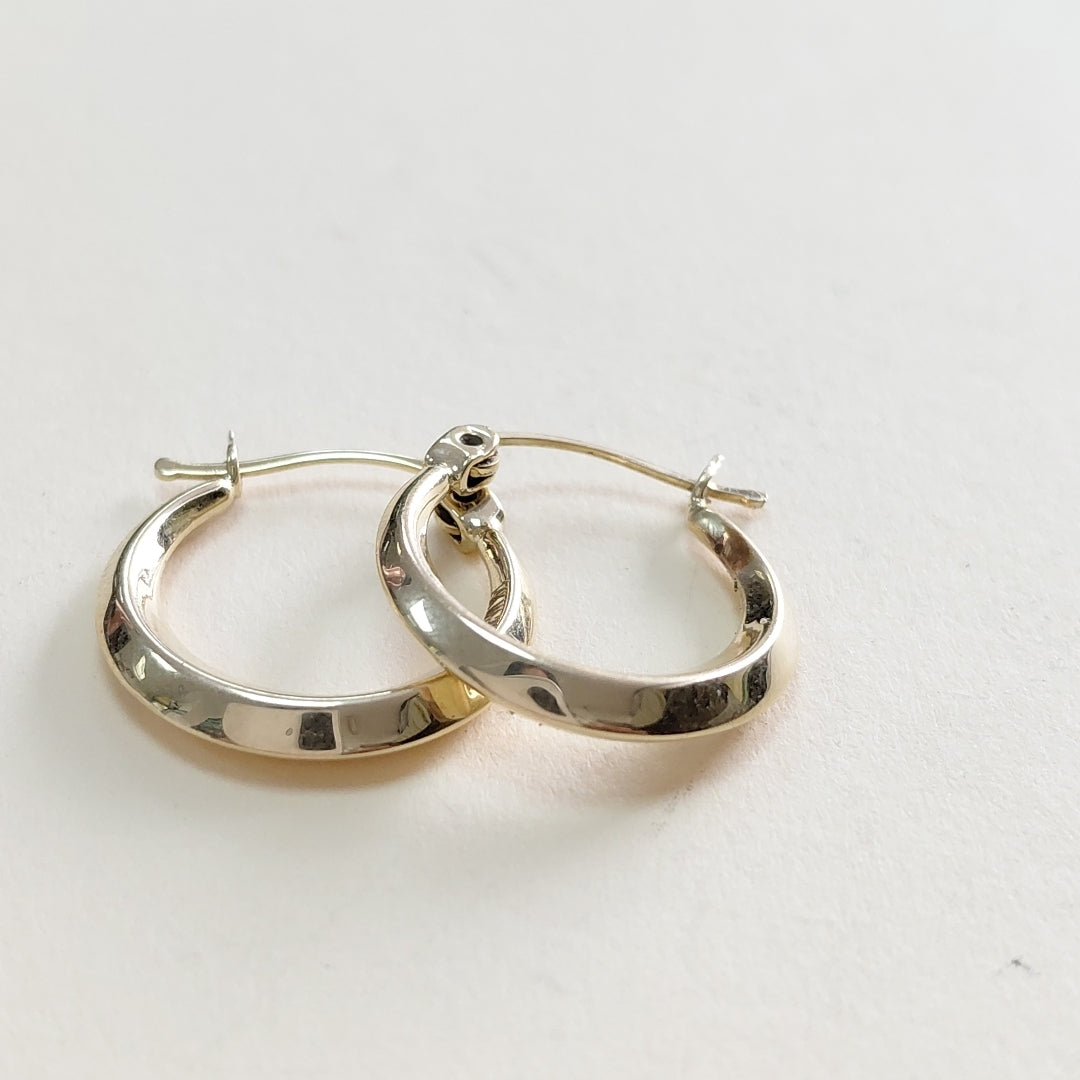 ARRACADAS PAR ORO 14 K 1.4 GRMS (SEMINUEVO)