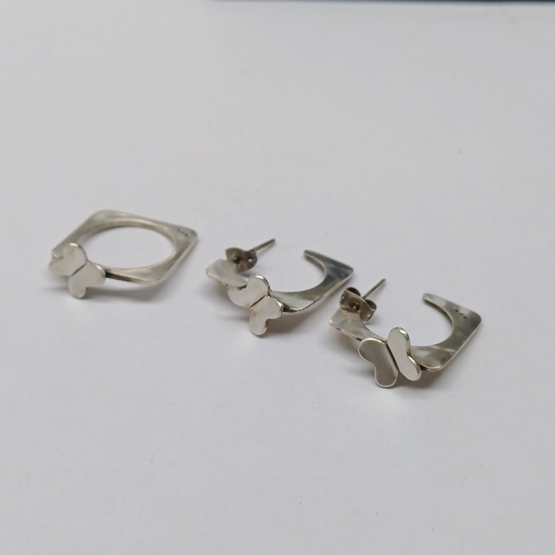 ANILLITO, ARETES PAR PLATA 8.2 GRMS (SEMINUEVO)