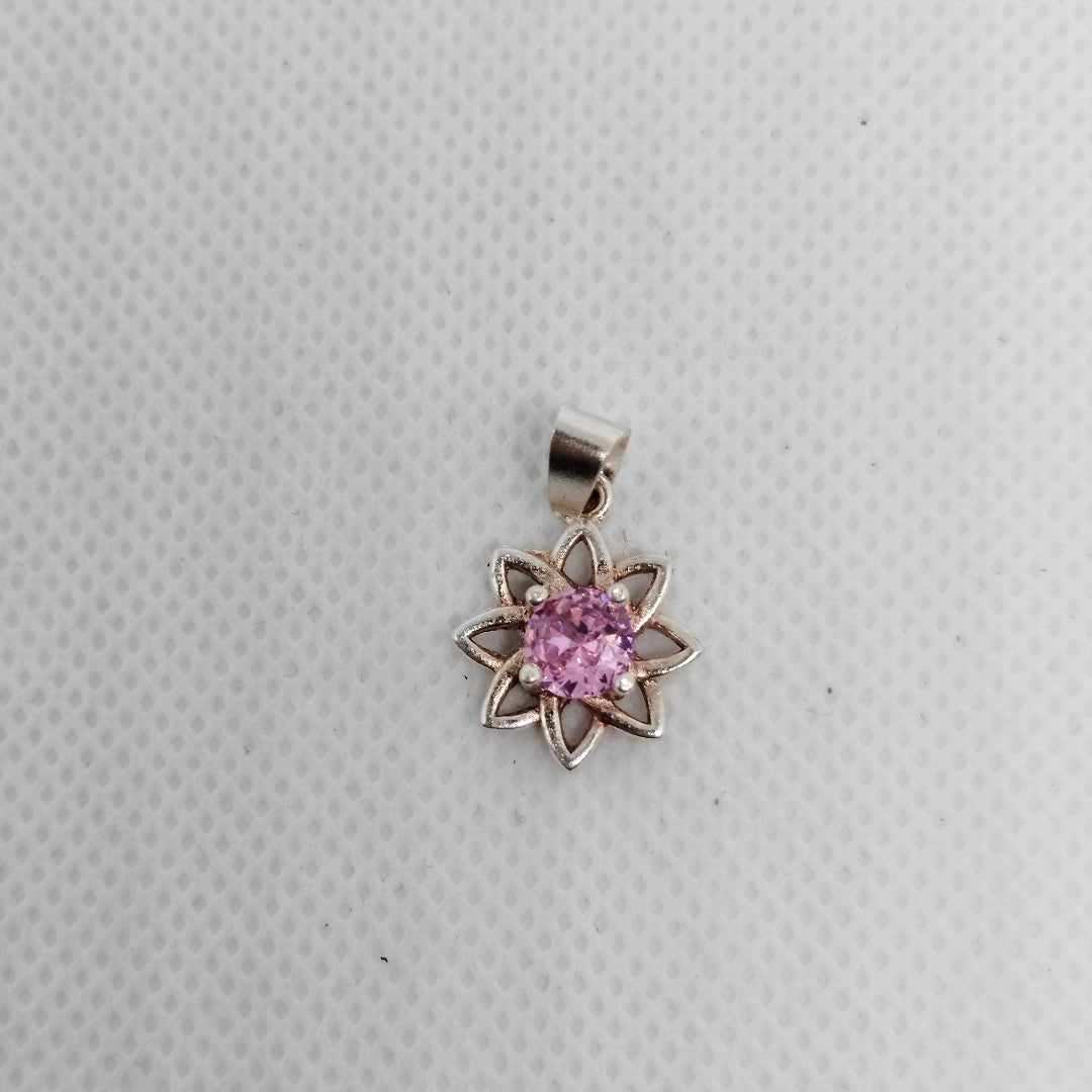 DIJE FLOR CON PIEDRA ROSA PLATA .925 2.1 GR (NUEVO)