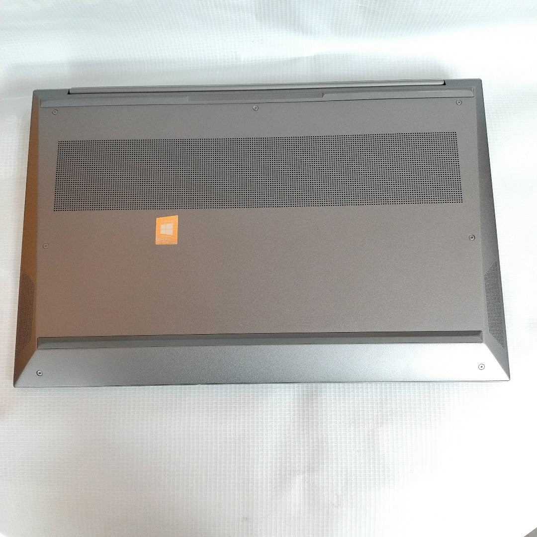 LAPTOP HP ZBOOK FIREFLY 15 G7 (2024) 512 GB SSD 32 GB RAM (SEMINUEVO)