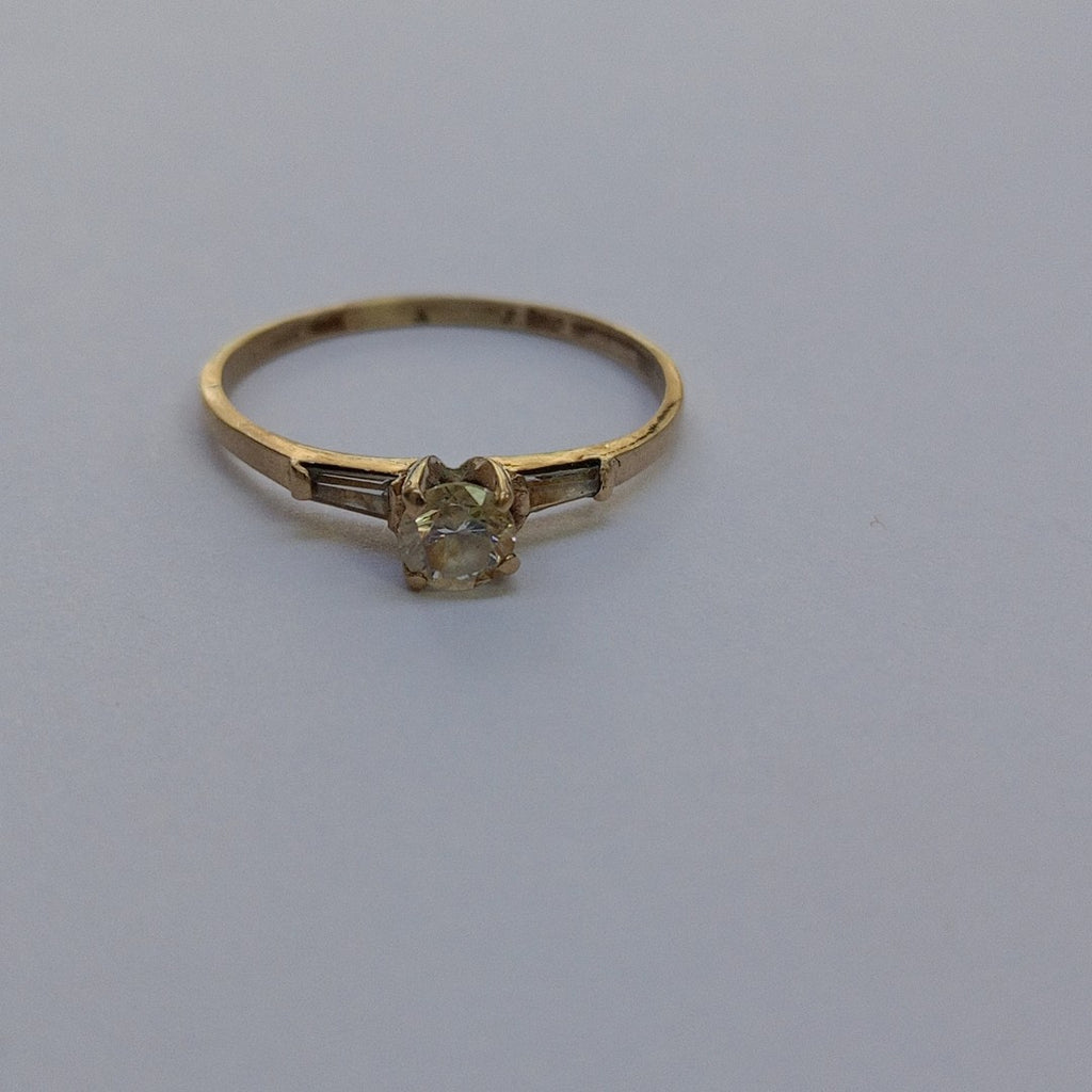 ANILLITO ORO 10 K 1,60 GRMS (SEMINUEVO)