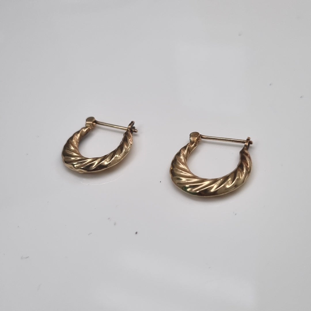 ARETES PAR ORO 14 K 1,20 GRMS (SEMINUEVO)