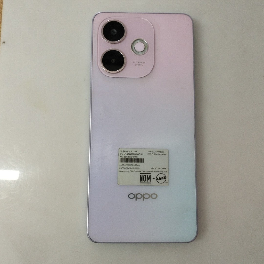 CELULAR OPPO A5 PRO 5G CPH2695 (2025) 256 GB 8 GB RAM (SEMINUEVO)